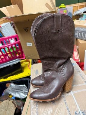 DISCONTINUED MIRANDA LAMBERT Women's Dark Brown Heeled Western Boot